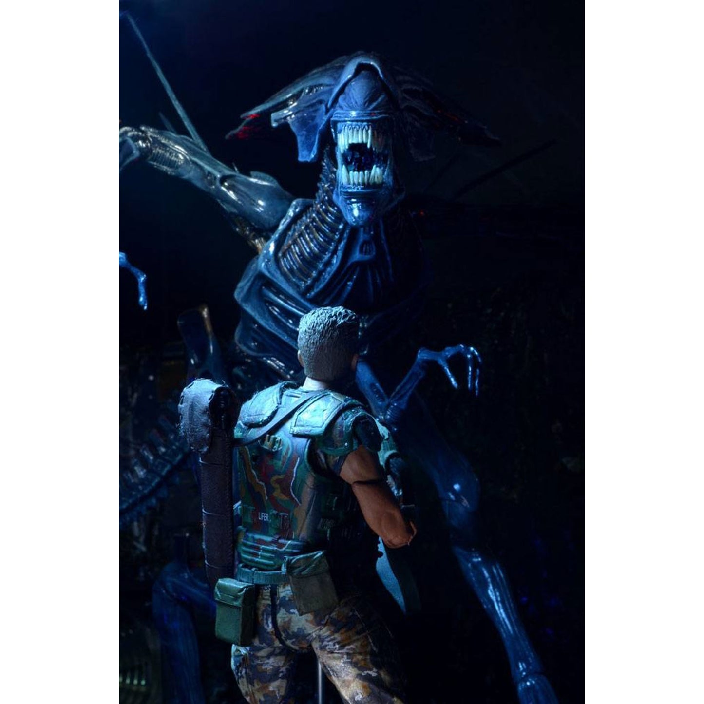 Aliens Ultra Deluxe Action Figure Alien Queen