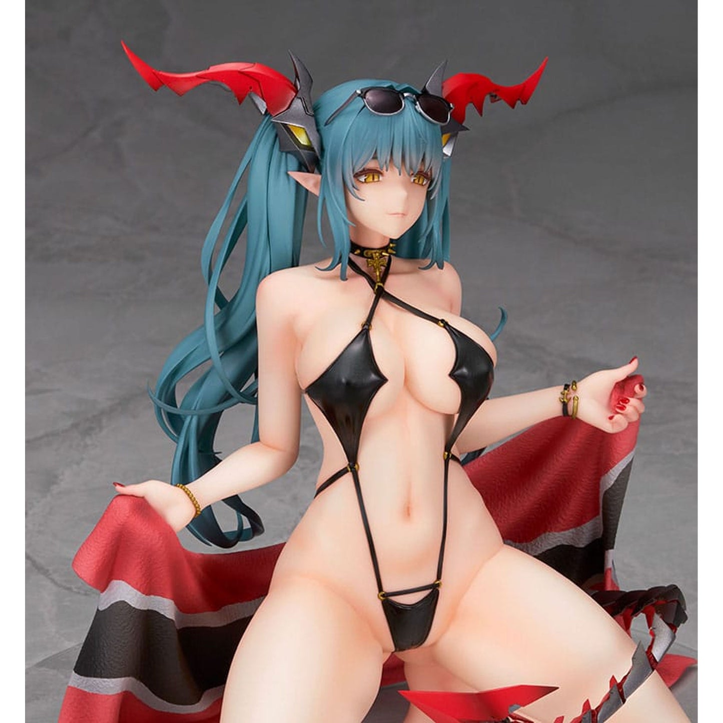 Azur Lane 1/7 Regensburg Dark Dragon and the Coast of Light Ver.