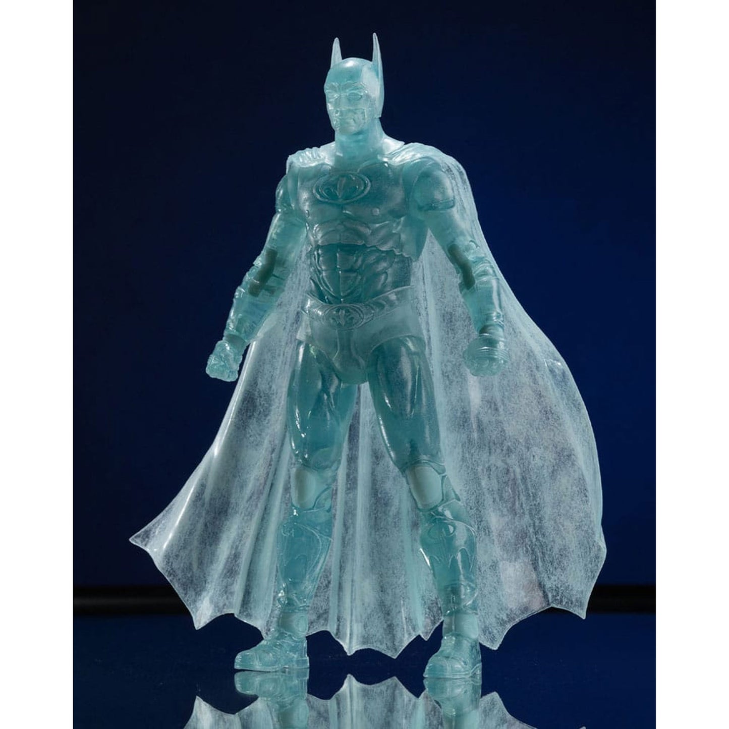 Batman & Robin DC Multiverse Action Figure Batman (Frostbite Edition) (Gold Label)
