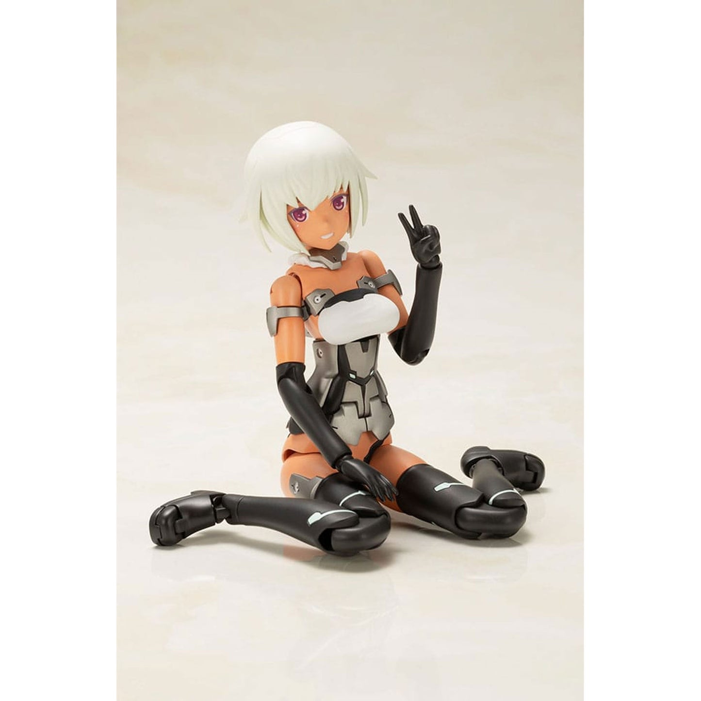 Frame Arms Girl Plastic Model Kit Laetitia Silver Ver.