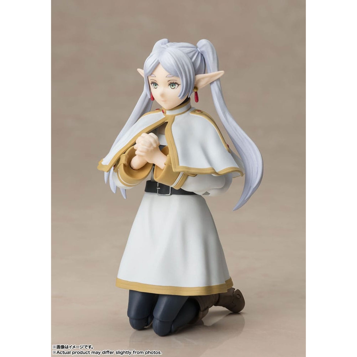 Frieren: Beyond Journey's End S.H. Figuarts Action Figure Frieren