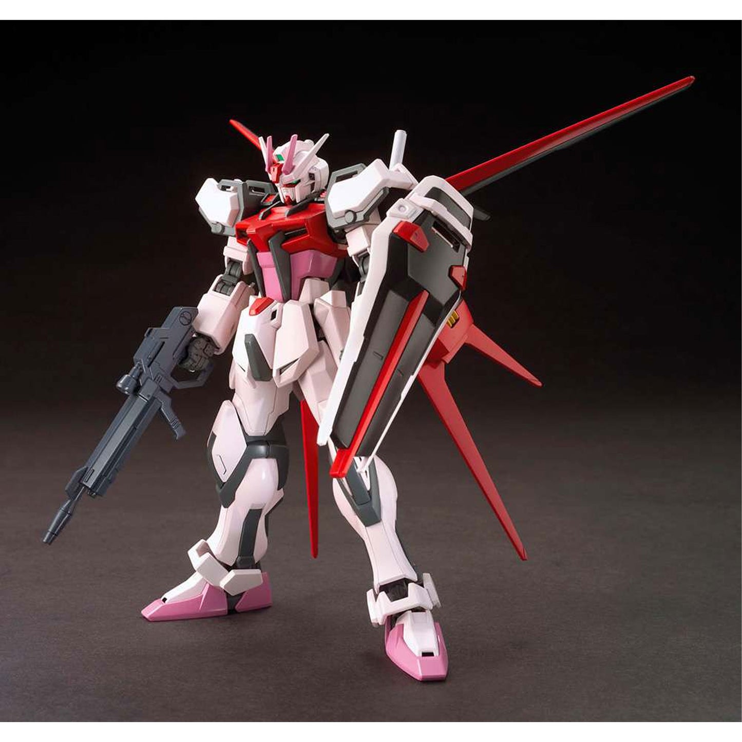 Hgce strike rouge 1/144