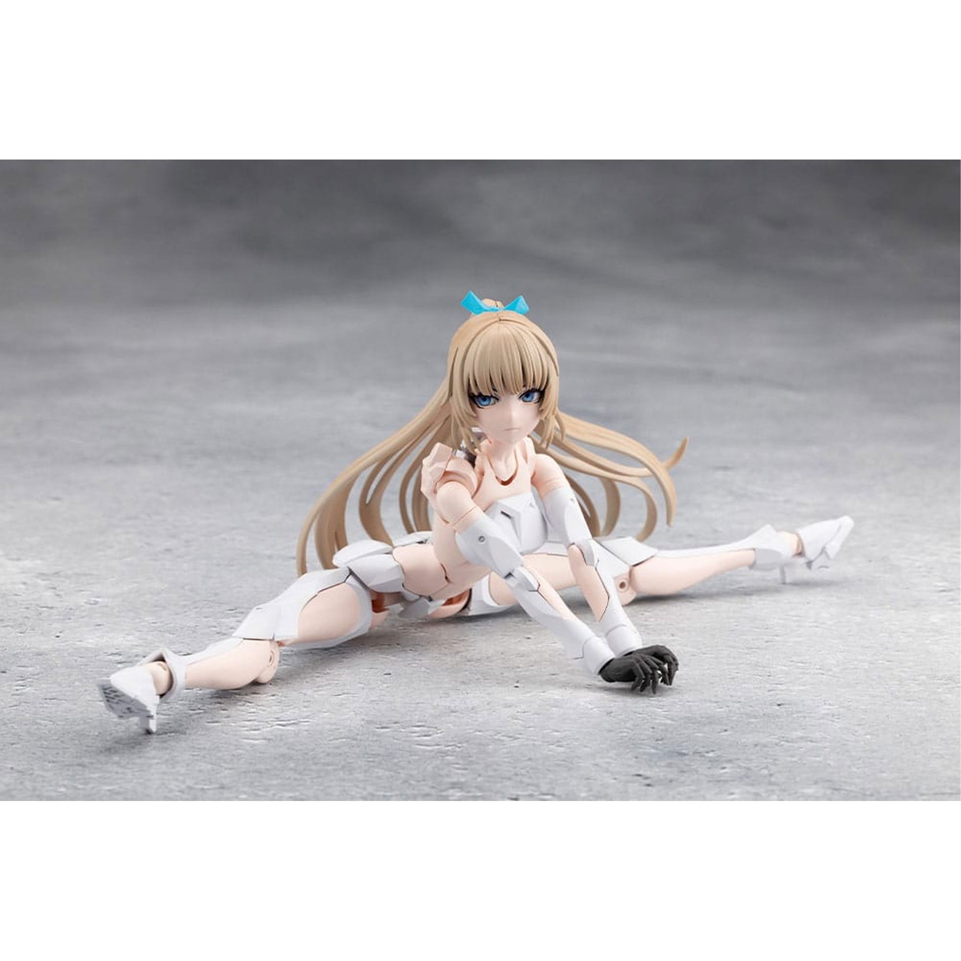 Megalomaria-Unlimited-Universe-Plastic-Pienoismallu-Emulator-16-cm_animekauppa_Anigen-Model Kit