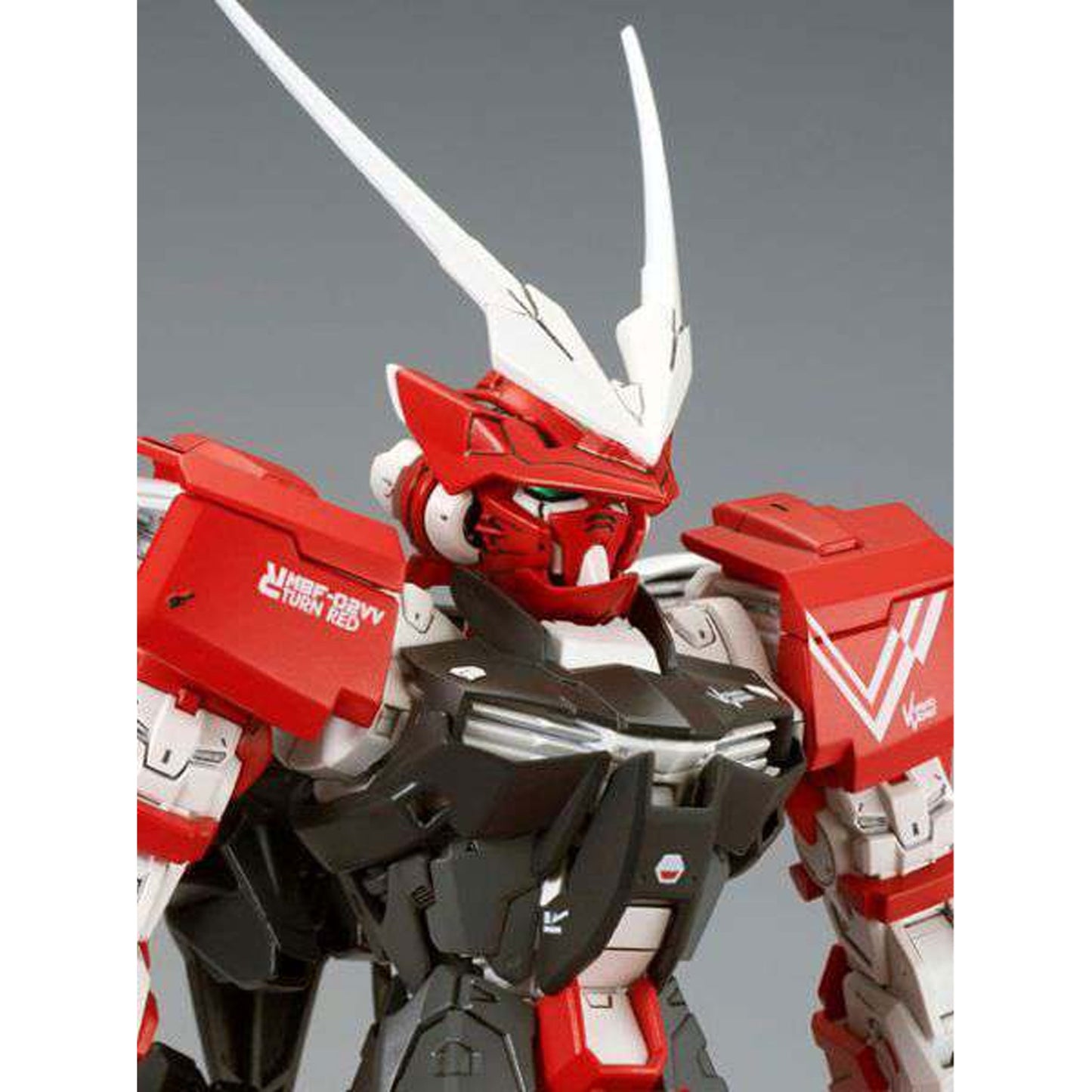 Mg gundam astray turn red ltd 1/100