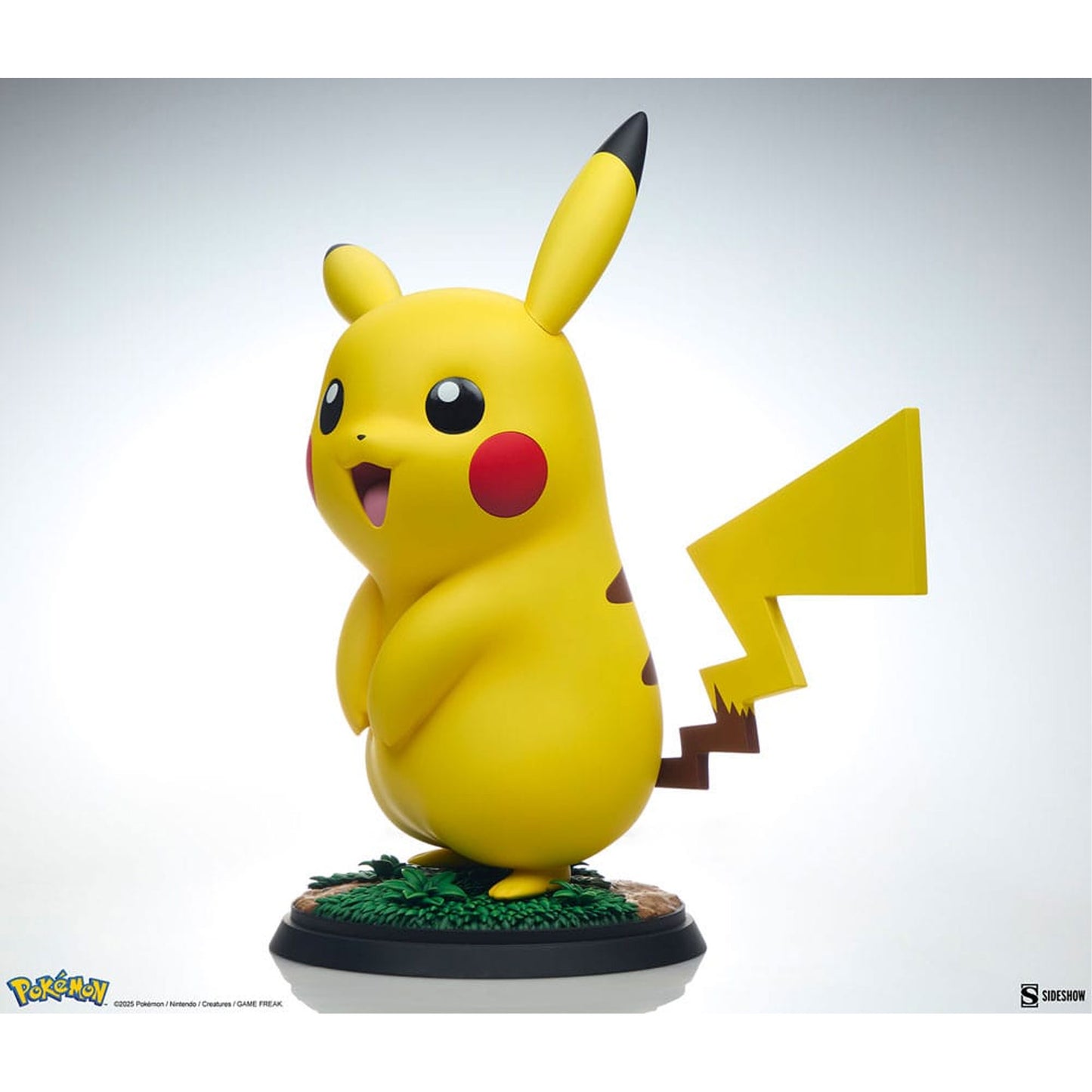 Pokémon Life-Size Statue Pikachu