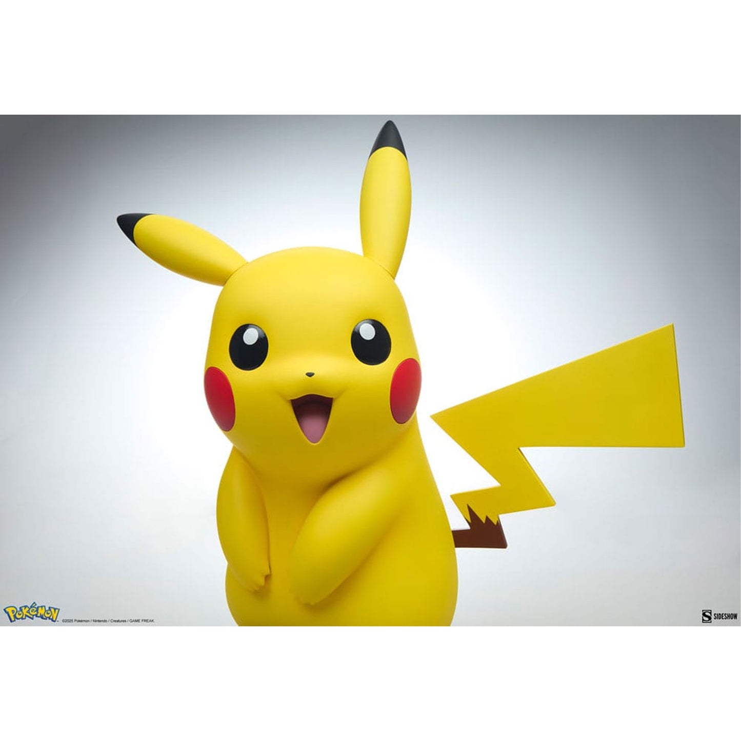 Pokémon Life-Size Statue Pikachu