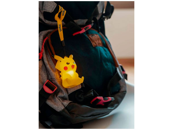 Pokémon Light-Up Pikachu -Figuuri