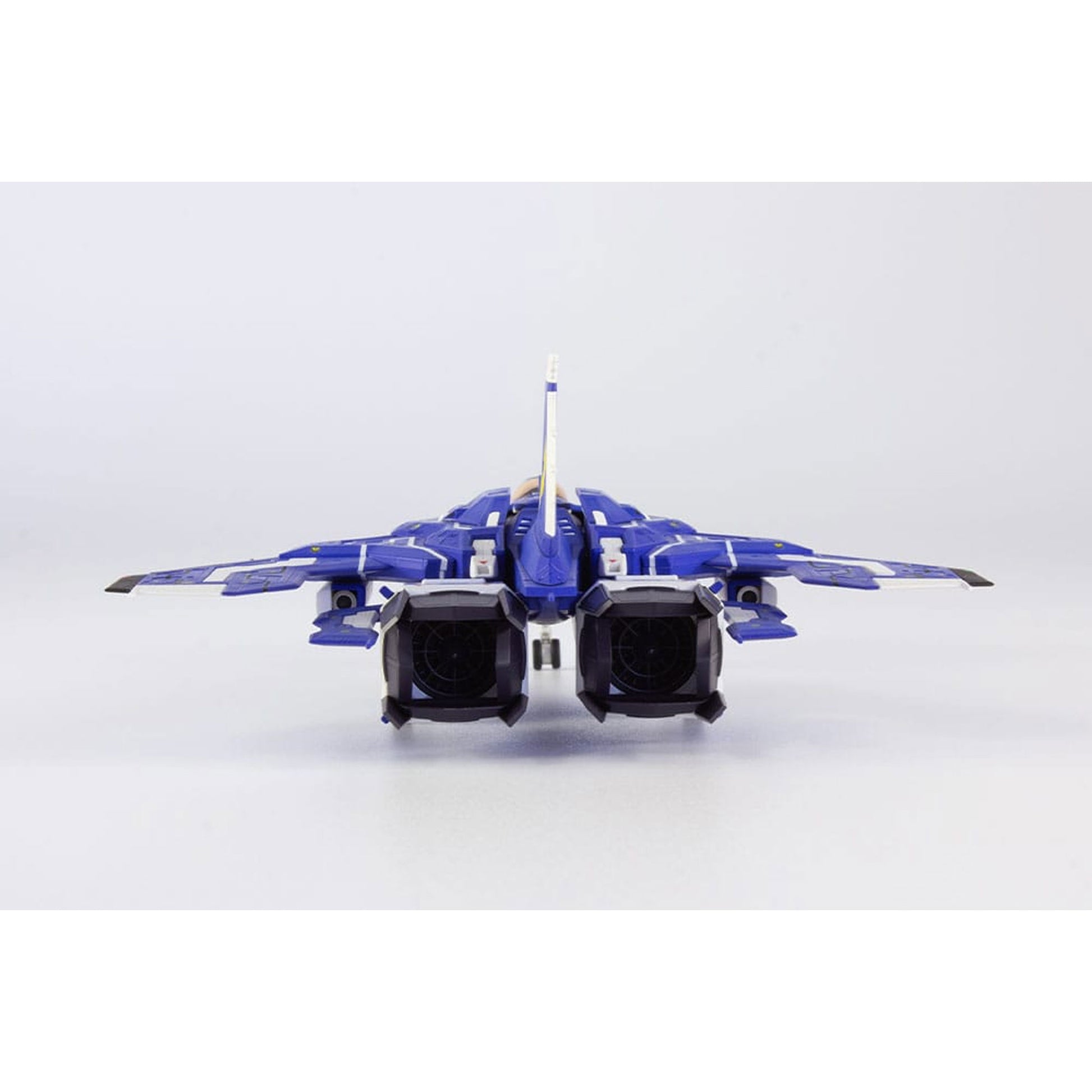 Raiden V Director´s Cut 1/100 FT-00004A Azuma 2P Color Ver. -Model Kit