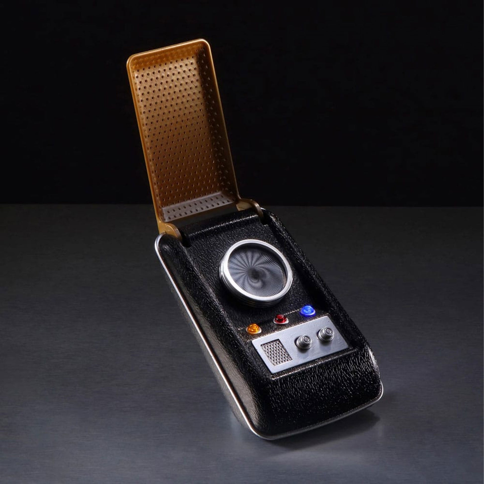 Star-Trek-The-Original-Series-Replica-Communicator_animekauppa_Anigen -Replica