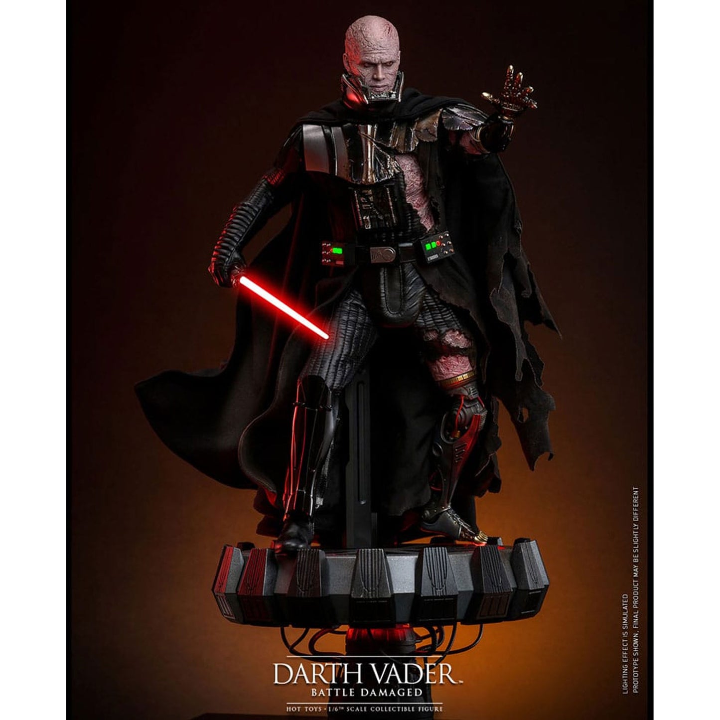 Star Wars 1/6 Darth Vader (Battle Damaged)