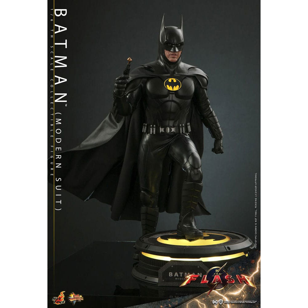 The Flash Movie Masterpiece Action Figure 1/6 Batman (Modern Suit)