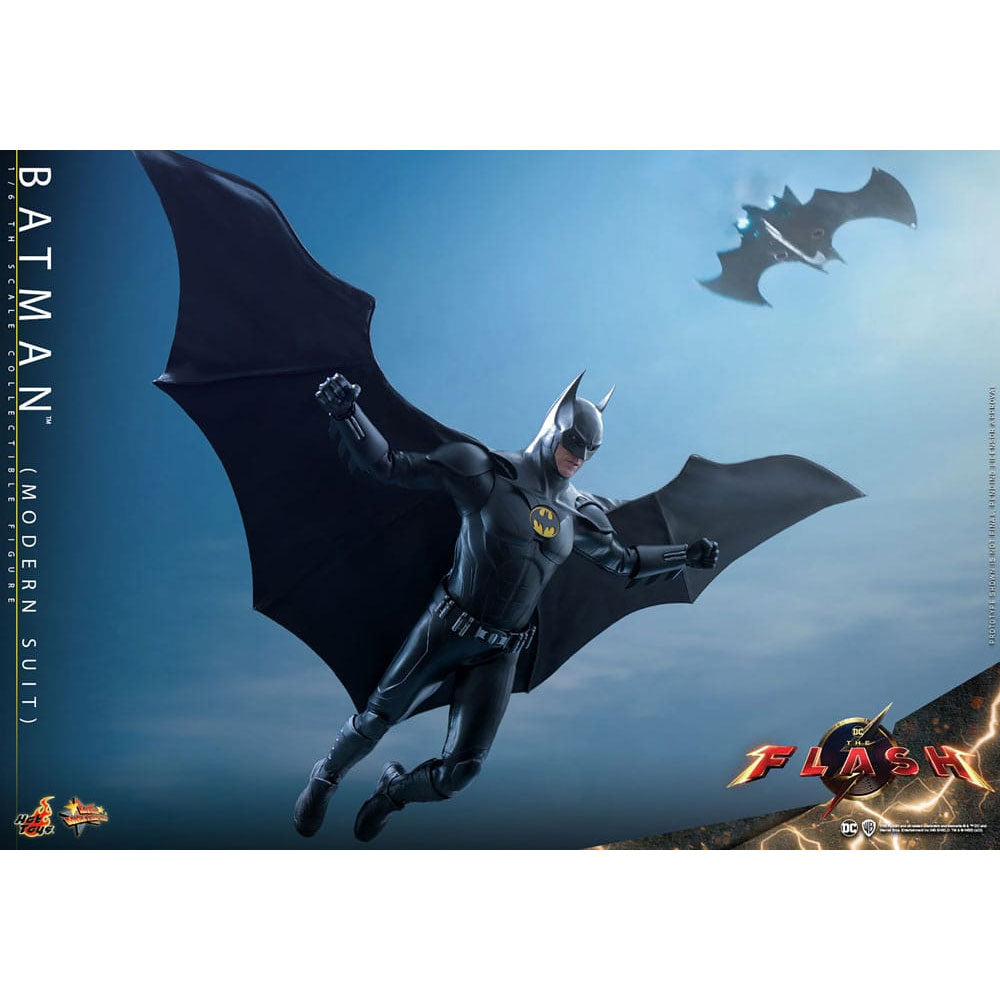 The Flash Movie Masterpiece Action Figure 1/6 Batman (Modern Suit)