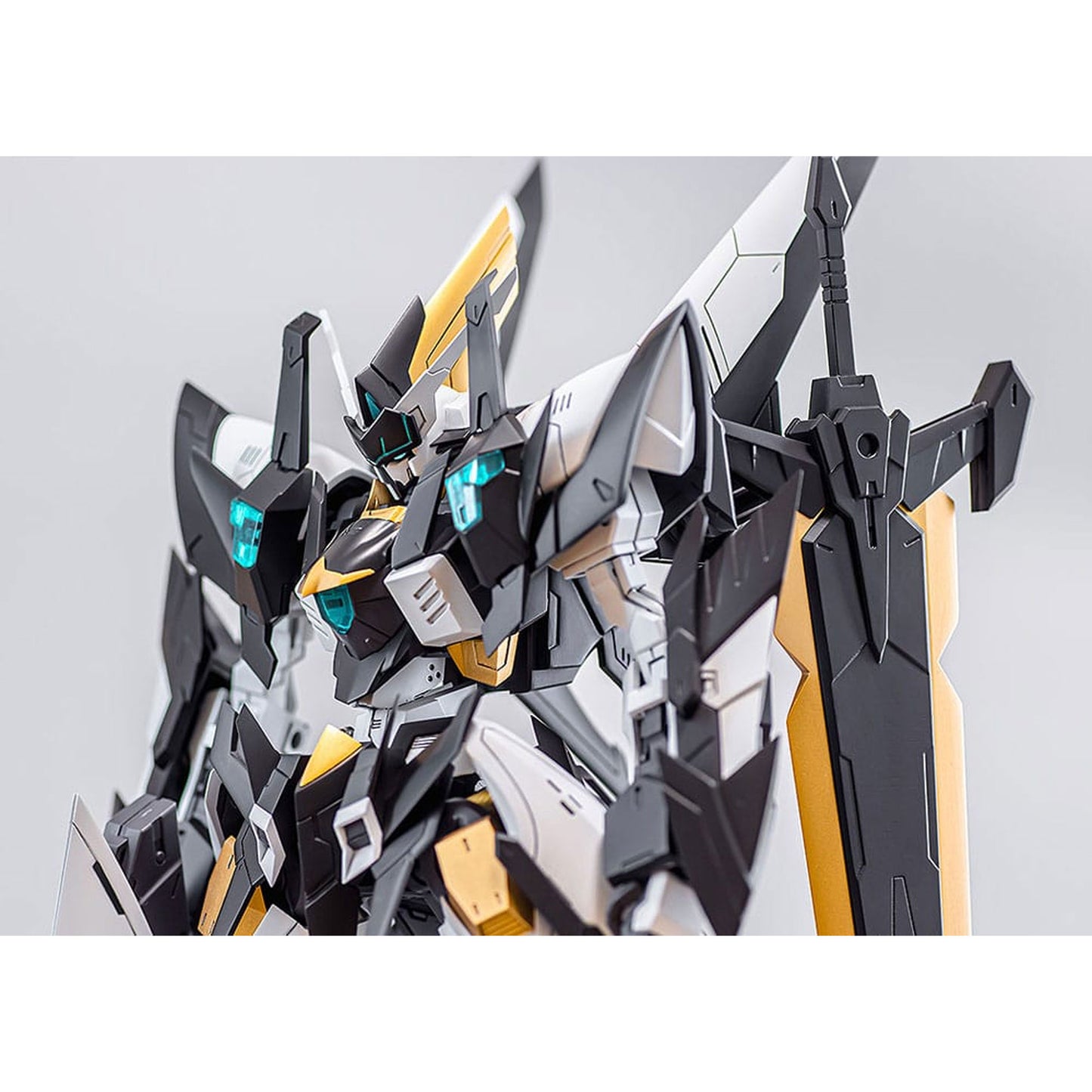 Titanomachia Moderoid Plastic Model Kit 1/48 Side:GR Arklaud