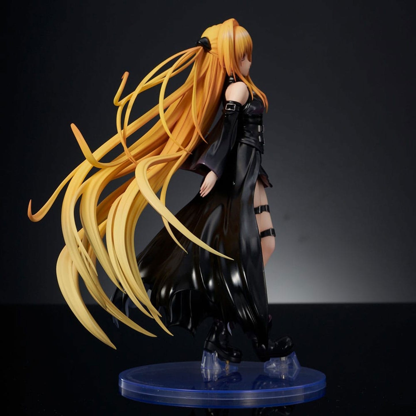 To Love-Ru Darkness 1/6 Golden Darkness Black Trance Version