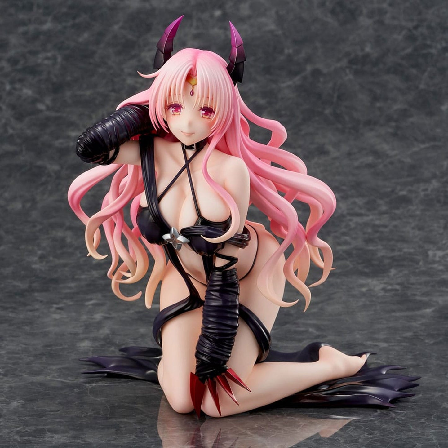To Love-Ru Darkness 1/6 Sefie Michaela Deviluke Darkness Version (Renewel Package Edition)