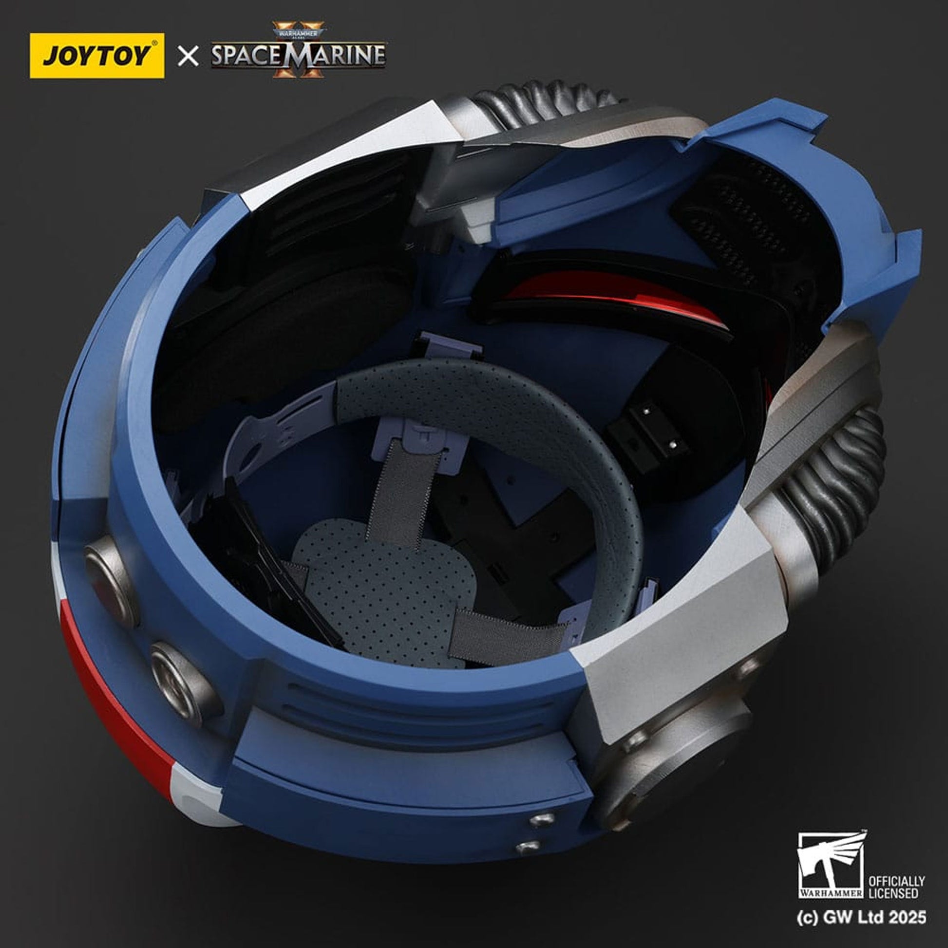 Warhammer 40,000: Space Marine 2 Replica Ultramarines Lieutenant Titus Helmet -Replica