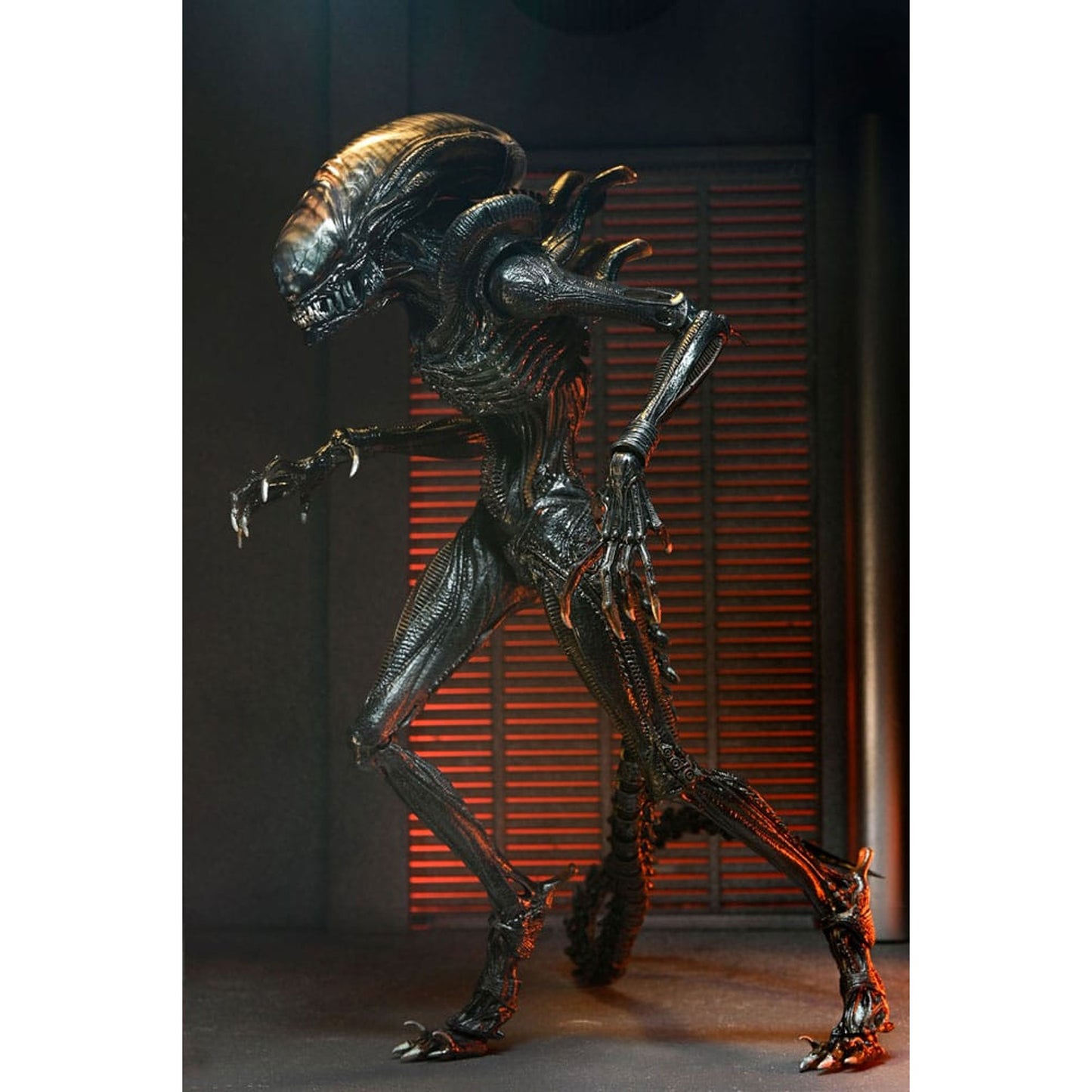 Alien: Romulus Ultimate Scorched Xenomorph