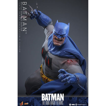 Batman: The Dark Knight Returns Comic Masterpiece 1/6 Batman (Battle Damaged Version) -Action Figure 