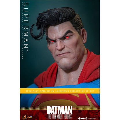 Batman: The Dark Knight Returns Comic Masterpiece 1/6 Superman -Action Figure