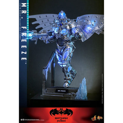 Batman & Robin Movie Masterpiece Action Figure 1/6 Mr. Freeze Deluxe Version