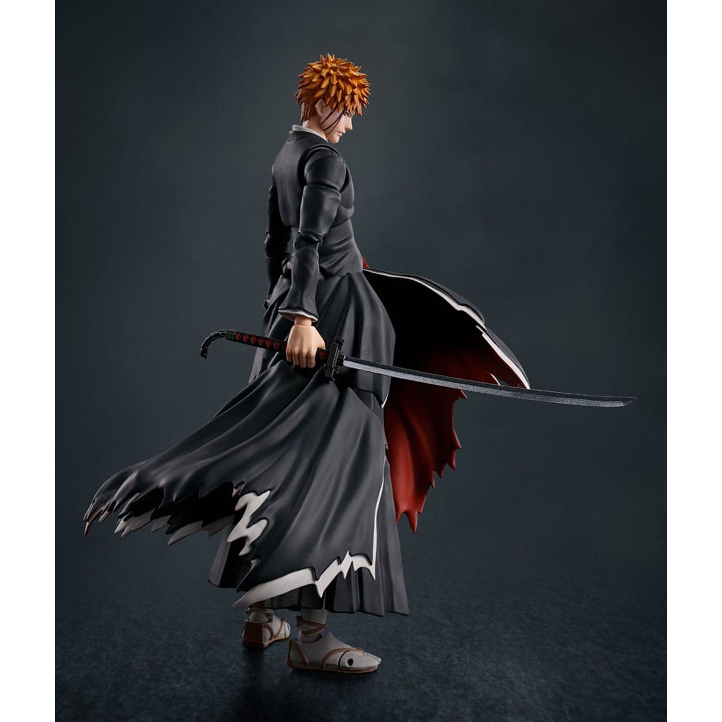 Bleach S.H. Figuarts Action Figure Ichigo Kurosaki Getsugatensho