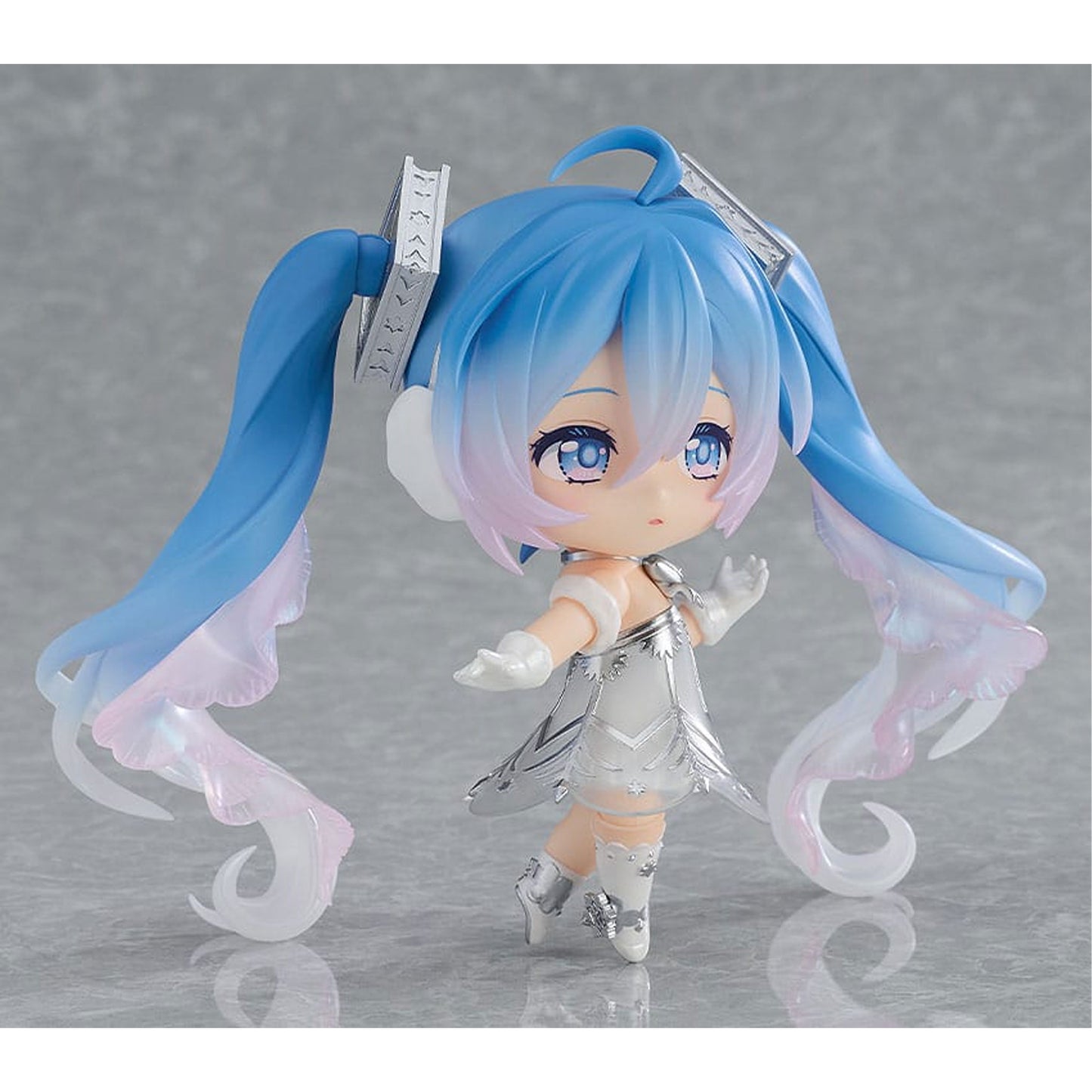 Character Vocal Series 01 Nendoroid Action Figure Hatsune Miku Symphony: 2025 Sapporo Concert Ver.