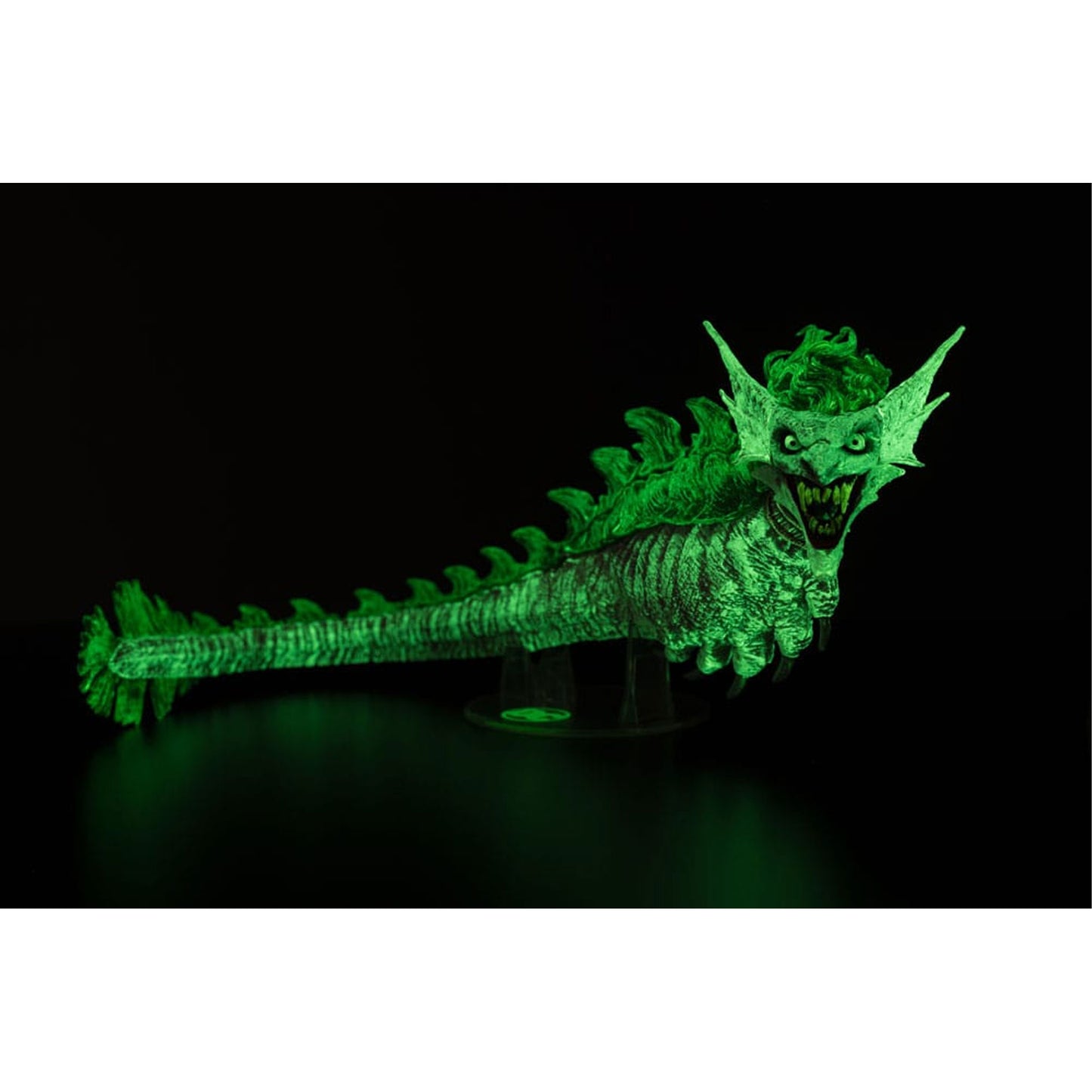 Dark Nights: Metal DC Multiverse Action Figure The Joker Dragon Glow in the Dark Edition (Gold Label)