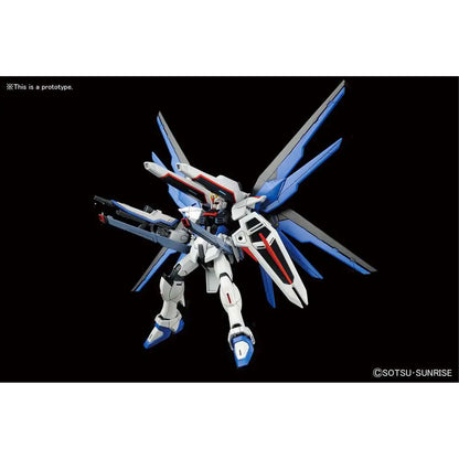 Hgce Gundam Freedom 1/144 -Model Kit