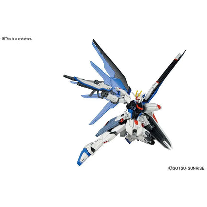 Hgce Gundam Freedom 1/144 -Model Kit