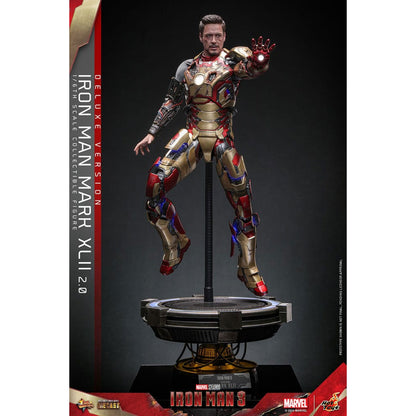 Iron Man 3 Movie Masterpiece Diecast 1/6 Iron Man Mark XLII (2.0) Deluxe -Action Figuuri