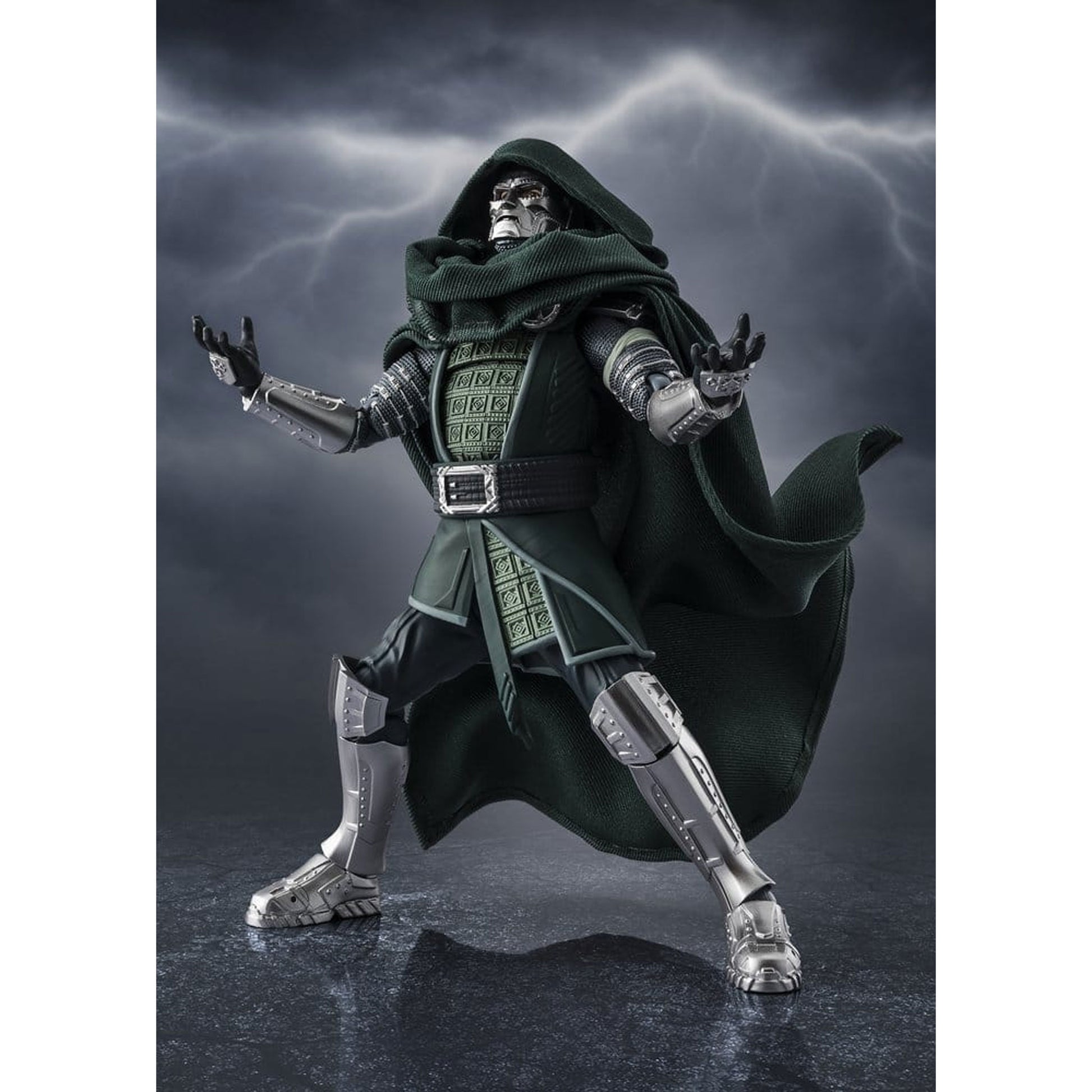 Marvel S.H.Figuarts Doctor Doom (Avengers: Doomsday) -Action Figure
