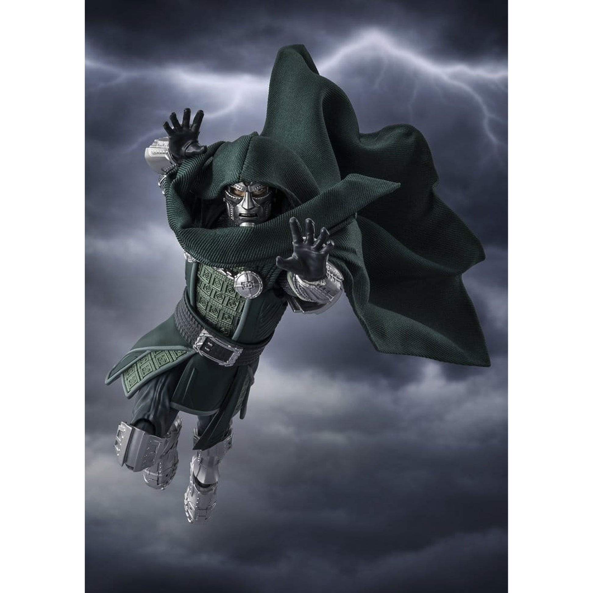Marvel S.H.Figuarts Doctor Doom (Avengers: Doomsday) -Action Figure