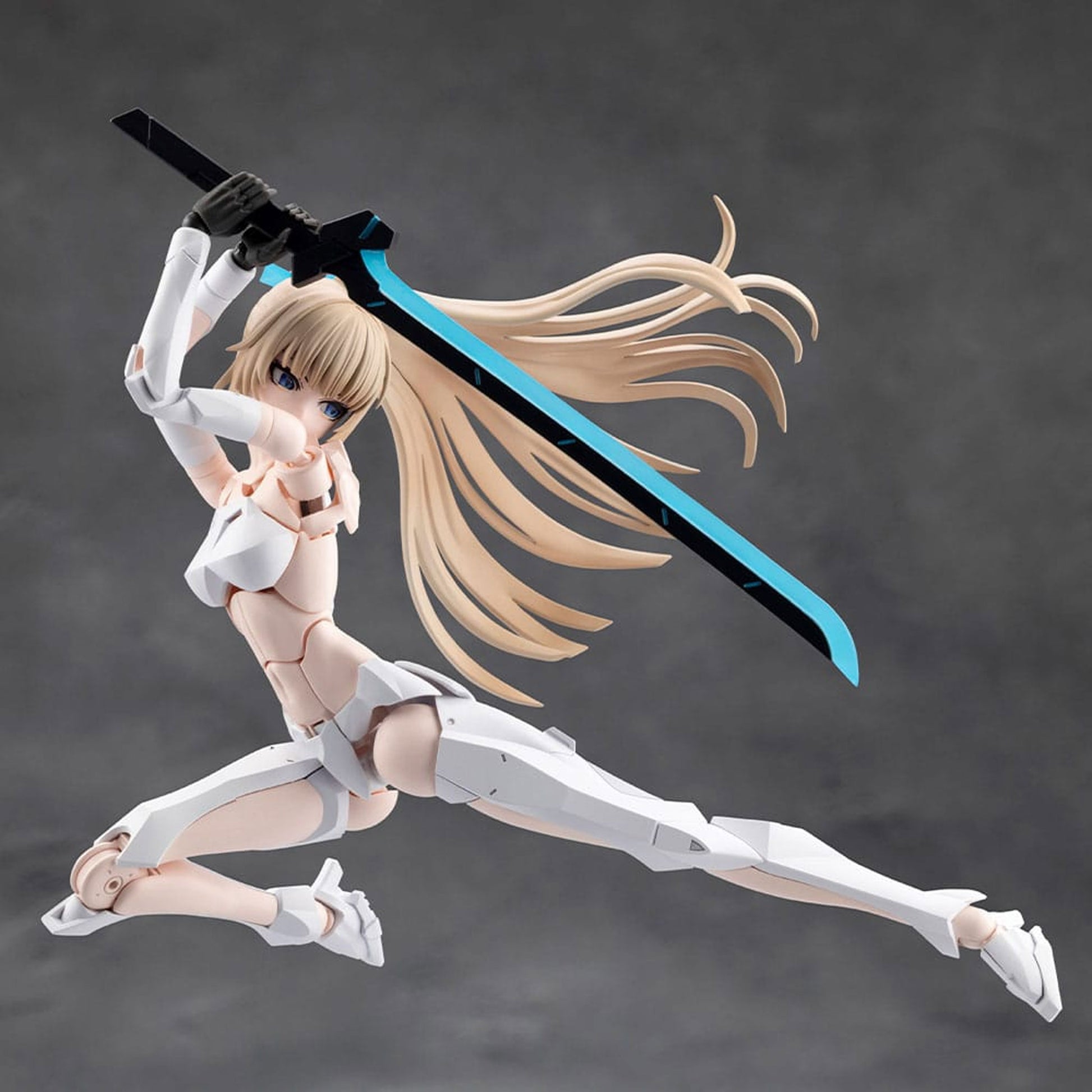 Megalomaria-Unlimited-Universe-Plastic-Pienoismallu-Emulator-16-cm_animekauppa_Anigen-Model Kit 