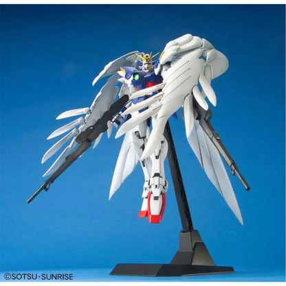 Mg Gundam W Zero Custom 1/100 -Model Kit