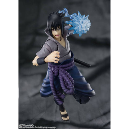 Naruto Shippuden S.H. Figuarts Sasuke Uchiha -He who bears all Hatred-