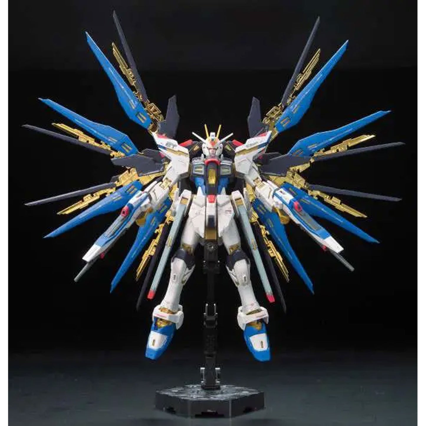 RG Gundam Strike Freedom Zgmf-x20a 1/144 -Model Kit