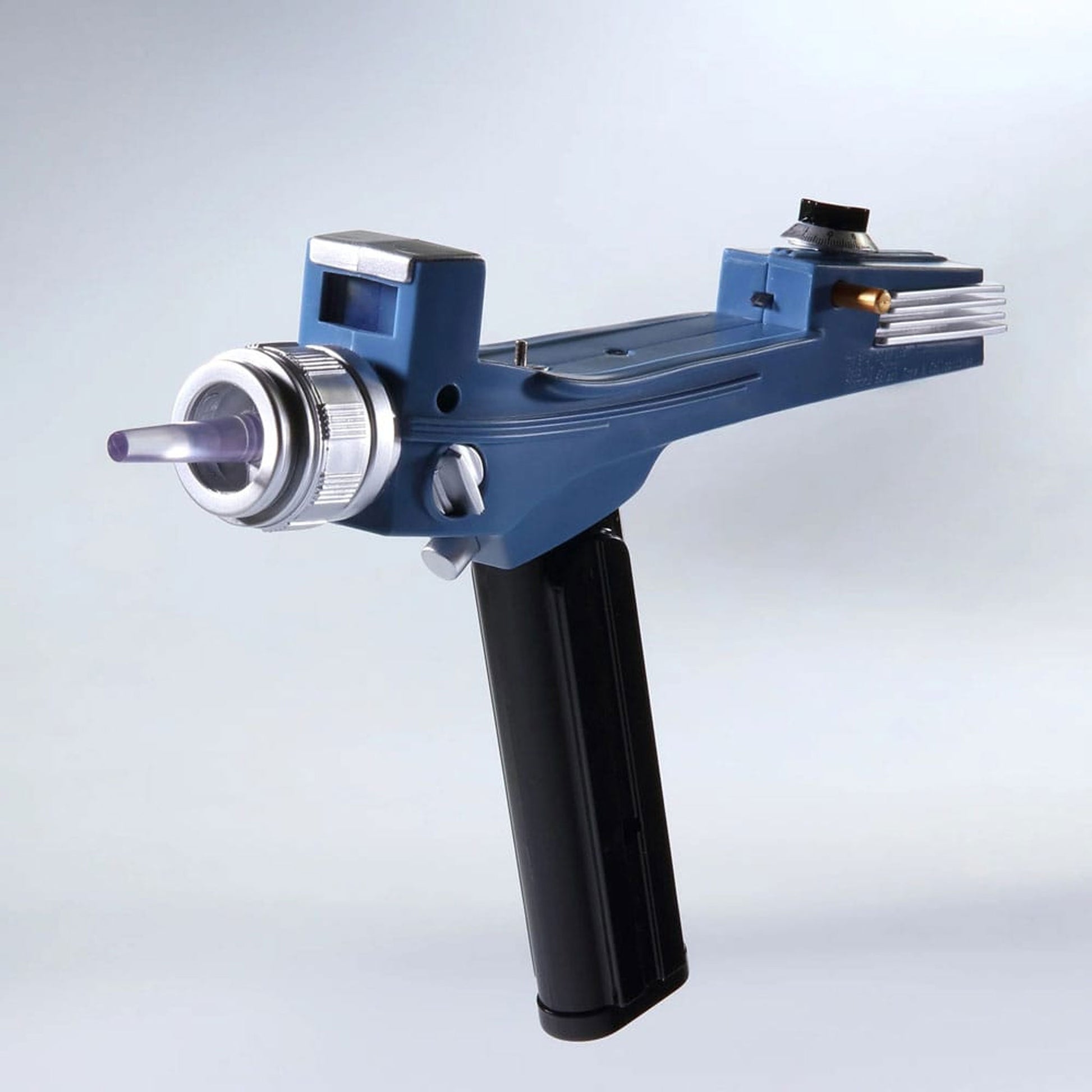 Star-Trek-The-Original-Series-Replica-Phaser-Type-2_animekauppa_anigen -Replica