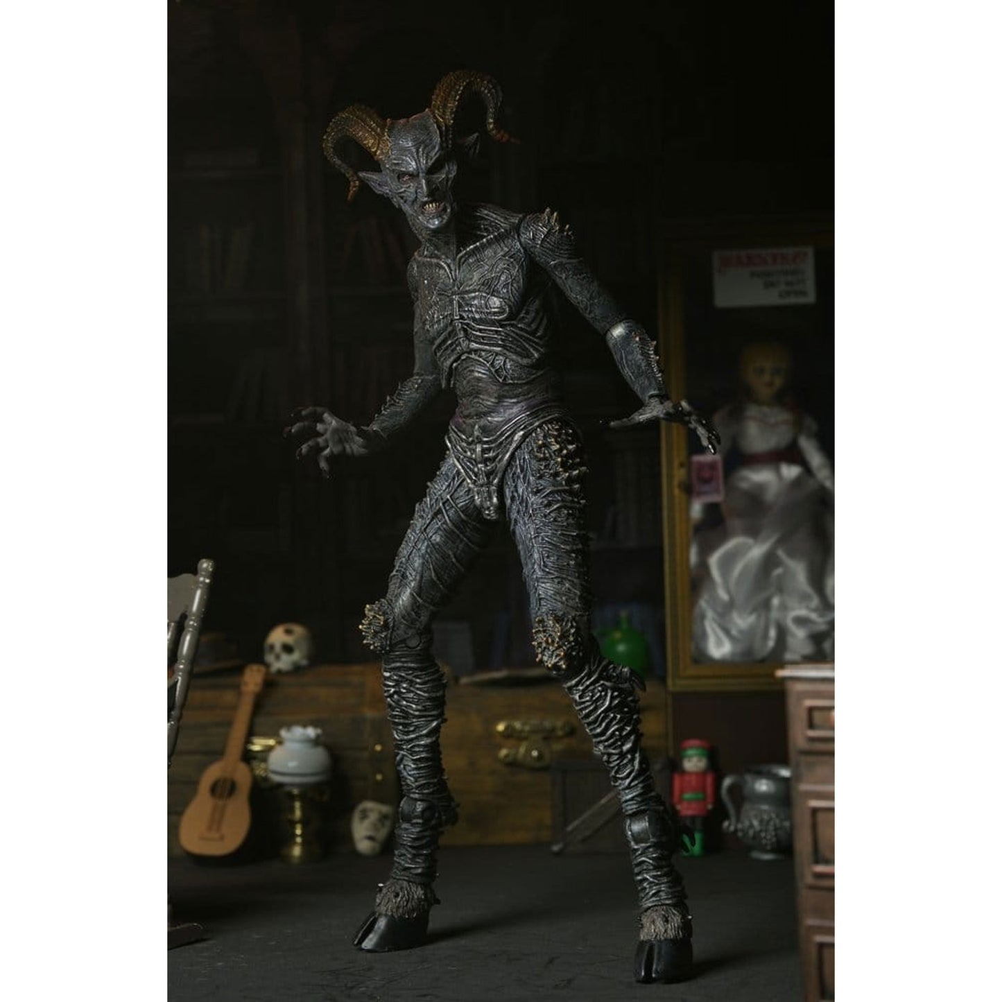 The Conjuring Universe Ultimate Malthus the Demon -Action Figure