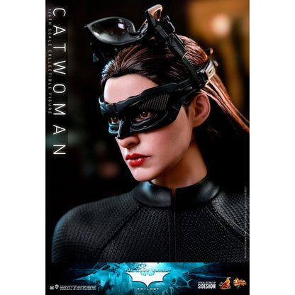 The Dark Knight Trilogy Movie Masterpiece 1/6 Catwoman