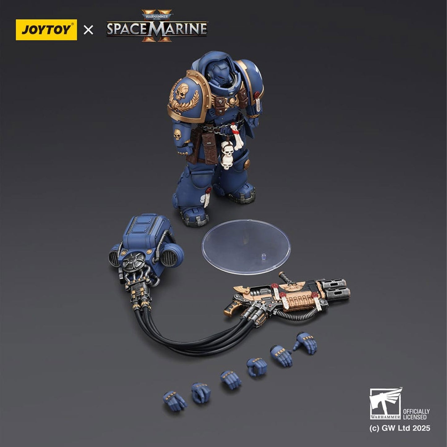 Warhammer 40,000: Space Marine 2 Ultramarines Heavy Artificer Armor with Relic Multi-Melta -Action Figure
