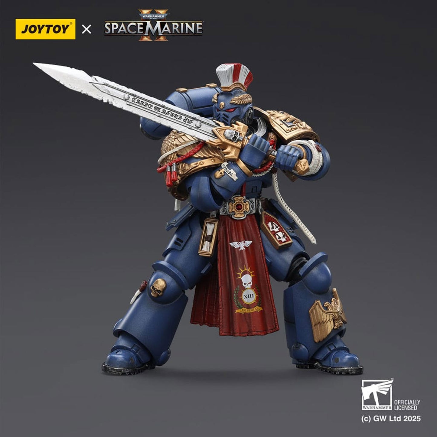 Warhammer 40,000: Space Marine 2 Ultramarines Relic Primus Armourwith Plasma Pistol and Combat Blade -Action Figure