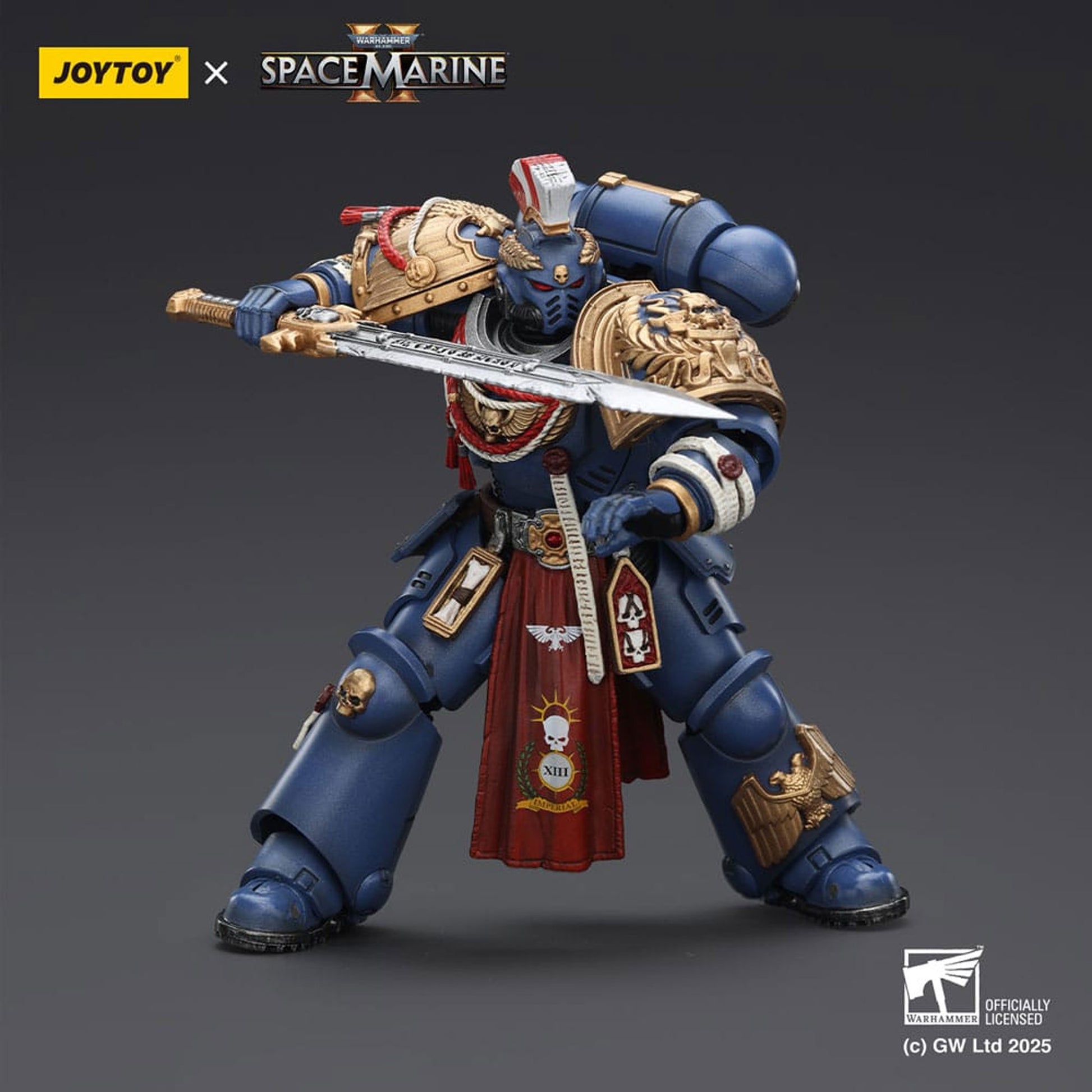 Warhammer 40,000: Space Marine 2 Ultramarines Relic Primus Armourwith Plasma Pistol and Combat Blade -Action Figure